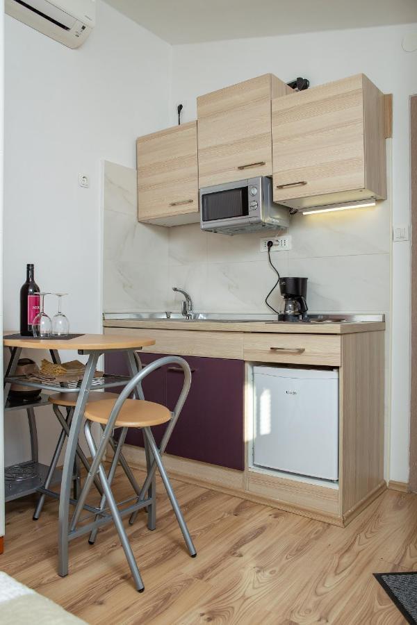 Apartments Elita โรวีน ภายนอก รูปภาพ